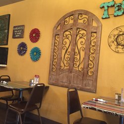 Casa Zamora Restaurant