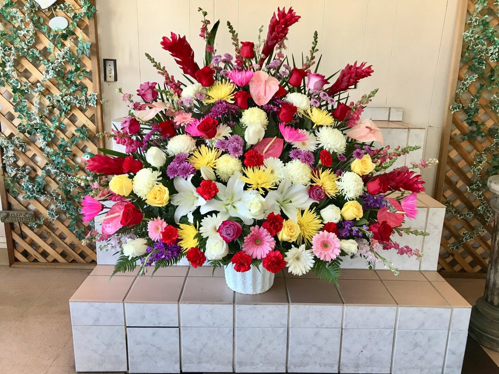 LUCKY FLORIST CLOSED Updated July 2024 86 Photos & 78 Reviews