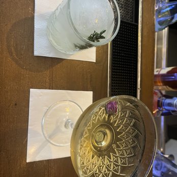 Schwarze Traube - two of Cem, the bartenders creations - Cocktail Bars Near Me - Berlin, BE Schwarze Traube - two of Cem, the bartenders creations - Cocktail Bars Near Me - Berlin, BE