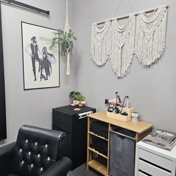 Hill Country Salon Suites - Hair Salons Near Me - Georgetown, Texas Hill Country Salon Suites - Hair Salons Near Me - Georgetown, Texas