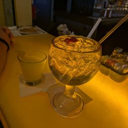 Mega Mosa and small oj