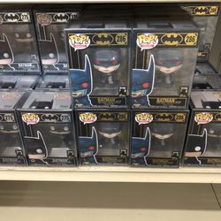 Shumi - 10/06/2019 Nice Batman selections mint condition with pop protectors