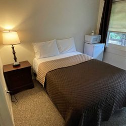 Lake Lodging Motel