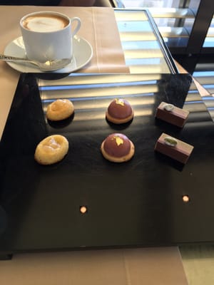 Armani/Ristorante by null