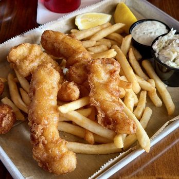 Matt and Tony's Kitchen x Tavern - Fish & Chips @ColumbusFoodDude - Bars Near Me - Columbus, Ohio Matt and Tony's Kitchen x Tavern - Fish & Chips @ColumbusFoodDude - Bars Near Me - Columbus, Ohio