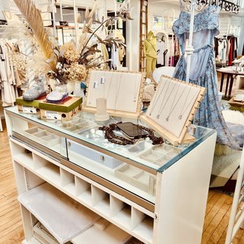 Marilyn's - Accessories Near Me - West Vancouver, British Columbia Marilyn's - Accessories Near Me - West Vancouver, British Columbia