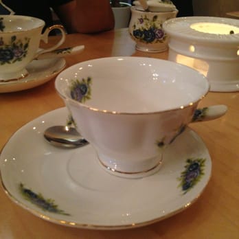 Prince Tea House - Waiting for tea. - Tea Rooms Near Me - Flushing, New York
