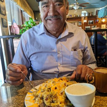 Cedar Glen Inn - Grandpa enjoying the combo.  He was not disappointed!! - American Near Me - Cedar Glen, California