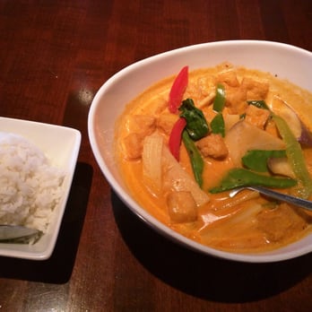 Royal Thai - Gaeng Pedd tofu - Thai Near Me - Dallas, Texas
