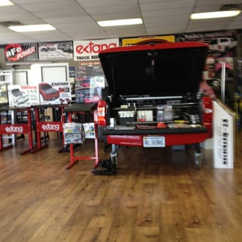 Crutchman Truck Caps Trailer Dealers 389 Denh Blvd Newport Crutchman Truck Caps Trailer Dealers