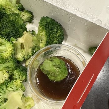 Dough Zone Dumpling House - University District - broccoli with oyster sauce - Chinese Near Me - Seattle, Washington Dough Zone Dumpling House - University District - broccoli with oyster sauce - Chinese Near Me - Seattle, Washington