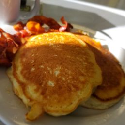 Pancakes and bacon
