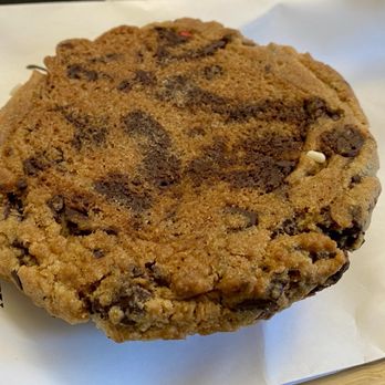 Martha's Country Bakery - Chocolate chunk cookie (bottom) - Bakeries Near Me - Bayside, New York