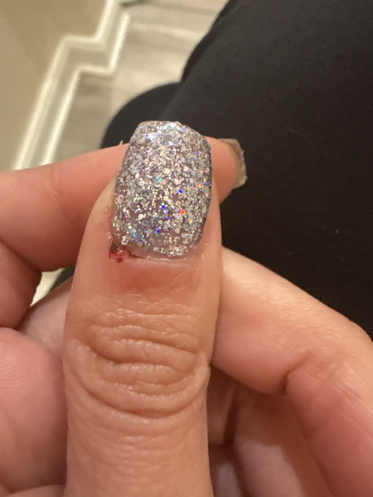 Q Nails & Spa Image