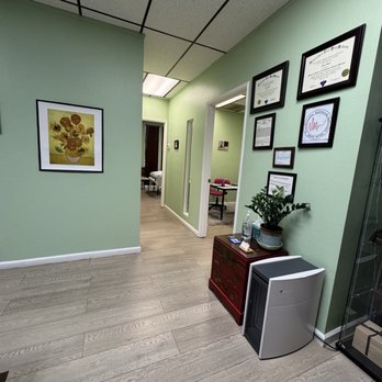 EJ Bang’s Acupuncture - Inside - Acupuncture Near Me - San Jose, California EJ Bang’s Acupuncture - Inside - Acupuncture Near Me - San Jose, California