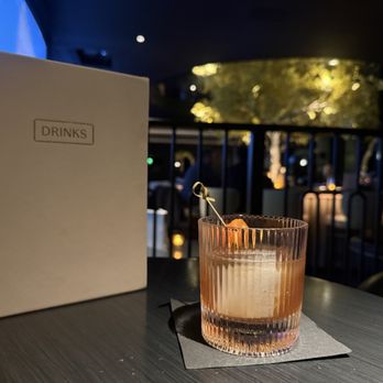 The Cottonwood Room - Cocktail Bars Near Me - Omaha, Nebraska The Cottonwood Room - Cocktail Bars Near Me - Omaha, Nebraska
