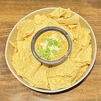 Liquid Sunshine Taproom - Chips & Queso - Sports Bars Near Me - La Vista, Nebraska Liquid Sunshine Taproom - Chips & Queso - Sports Bars Near Me - La Vista, Nebraska