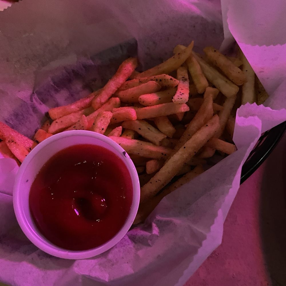 Flagler Fish Company - Yummy French fries - Seafood Near Me - Flagler Beach, Florida