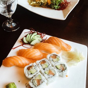 Sushi Taro - Alaska Maki Salmon Nigiri In the back is chicken curry - Japanese Near Me - Mount Pleasant, South Carolina Sushi Taro - Alaska Maki Salmon Nigiri In the back is chicken curry - Japanese Near Me - Mount Pleasant, South Carolina