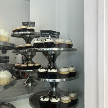 Georgetown Cupcake - Cupcakes Near Me - Washington, DC, District of Columbia Georgetown Cupcake - Cupcakes Near Me - Washington, DC, District of Columbia