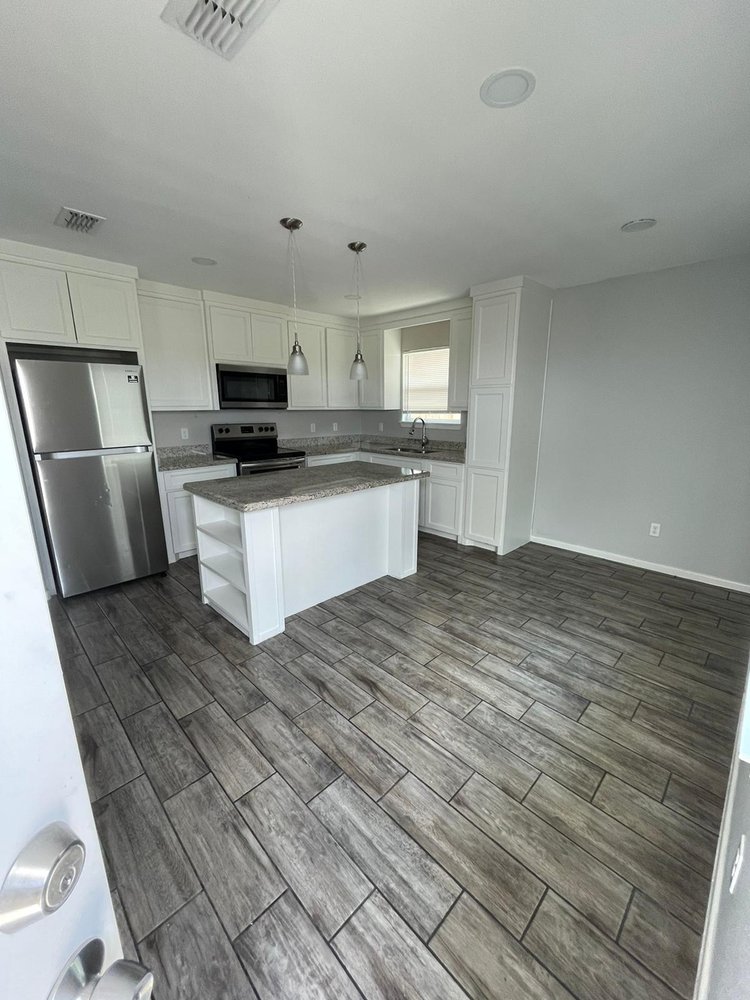 Slide of All Pro Maintenance