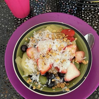 Kristy’s On The Caribe - Açaí bowl - Breakfast & Brunch Near Me - Vieques, Puerto Rico Kristy’s On The Caribe - Açaí bowl - Breakfast & Brunch Near Me - Vieques, Puerto Rico