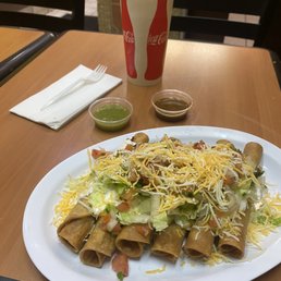 6 Rolled Tacos