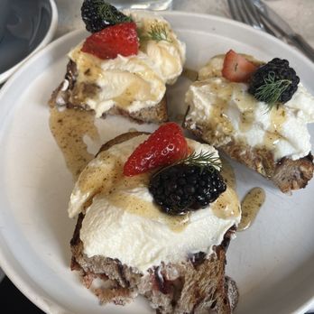 In Common NYC - Whipped Ricotta Toast - Cafes Near Me - New York, New York