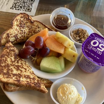 Pine Country Restaurant - French Toast Light - Breakfast & Brunch Near Me - Williams, Arizona
