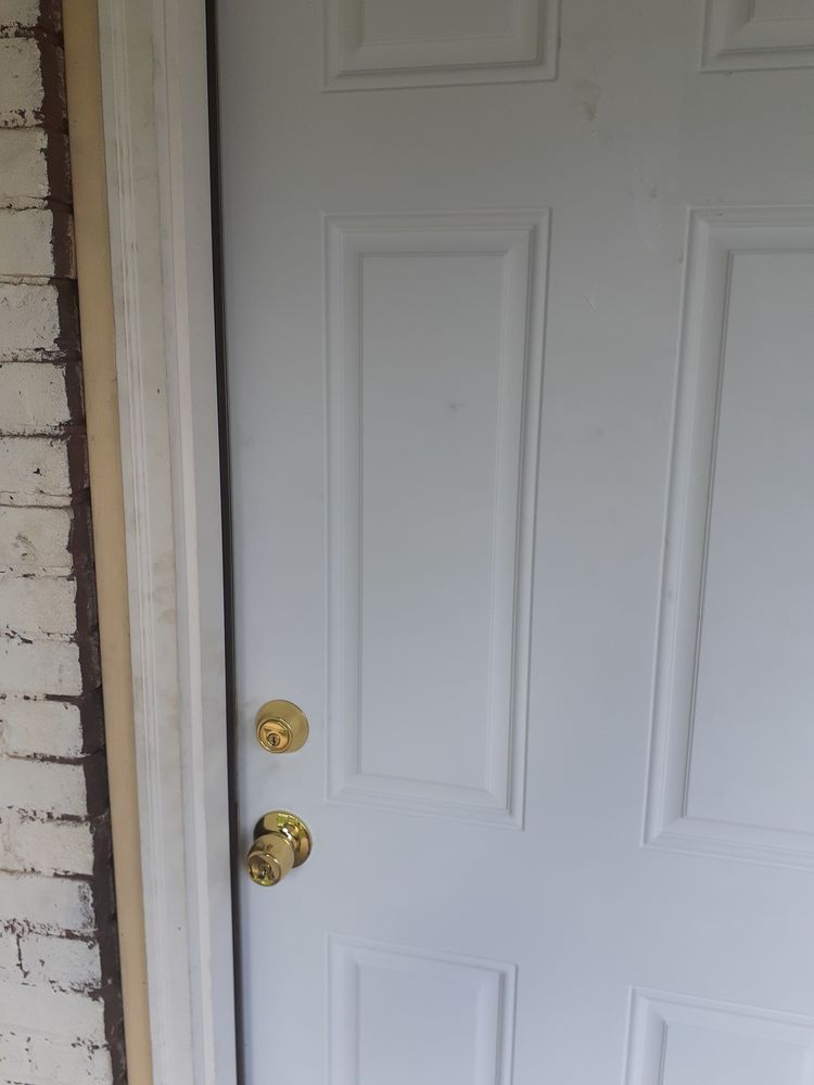 Slide of JJ Roberts Handyman services