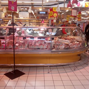 Alcampo - Zona de charcutería. - Grocery Near Me - Zaragoza, Z