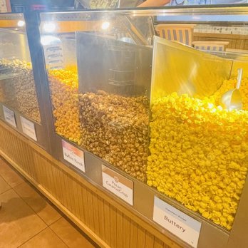 Garrett Popcorn Shops - Popcorn Shops Near Me - Chicago, Illinois