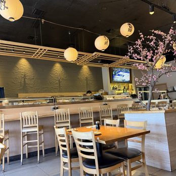 Totoya Sushi - Seating area - Sushi Bars Near Me - Altamonte Springs, Florida Totoya Sushi - Seating area - Sushi Bars Near Me - Altamonte Springs, Florida