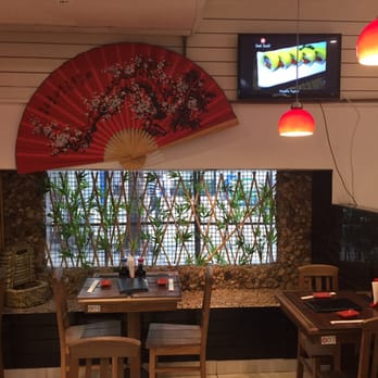 Umê Sushi - Cute dining room area. - Japanese Near Me - Rio de Janeiro, RJ