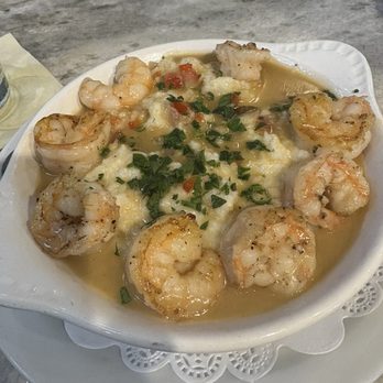 St Augustine Fish Camp - Shrimp & grits - Seafood Near Me - St Augustine, Florida St Augustine Fish Camp - Shrimp & grits - Seafood Near Me - St Augustine, Florida