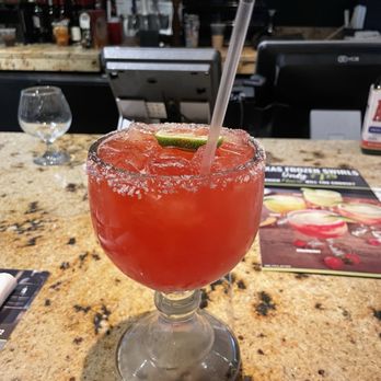 Cheddar's Scratch Kitchen - Strawberry margarita - Comfort Food Near Me - Tucson, Arizona