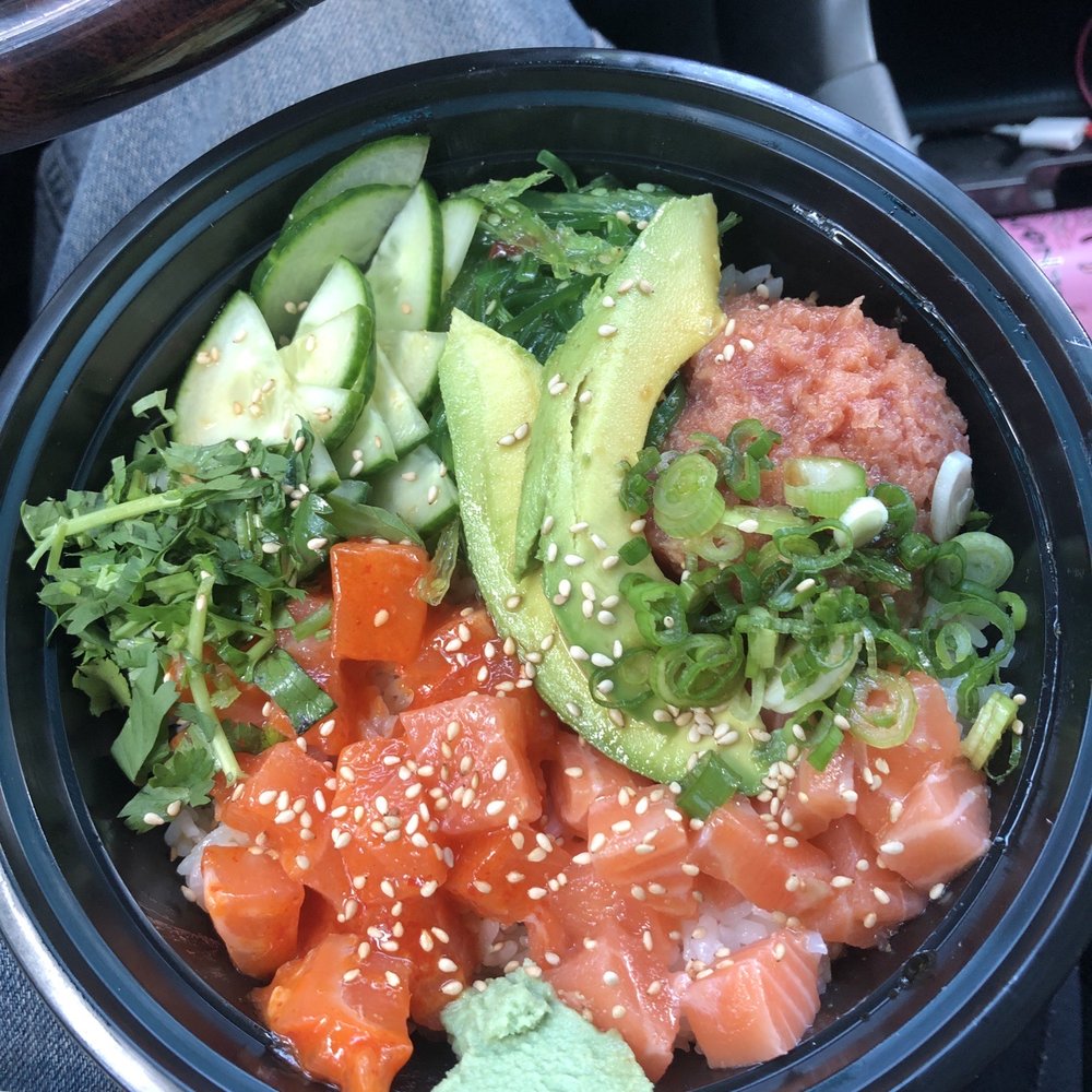 Matsumoto Samurai's Kitchen - Poke bowl with Salmon, Spicy tuna, and spicy salmon, garnished with seaweed salad, avocado, cucumber, green onion, cilantro and wasabi. - Food Trucks Near Me - Oakhurst, California Matsumoto Samurai's Kitchen - Poke bowl with Salmon, Spicy tuna, and spicy salmon, garnished with seaweed salad, avocado, cucumber, green onion, cilantro and wasabi. - Food Trucks Near Me - Oakhurst, California