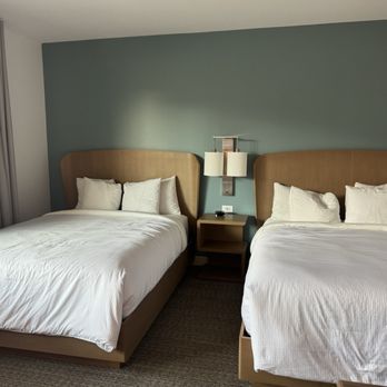 Element Sedona - Two queen beds. - Hotels Near Me - Sedona, Arizona Element Sedona - Two queen beds. - Hotels Near Me - Sedona, Arizona