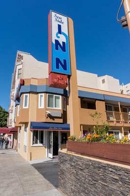 Seaside Inn by null