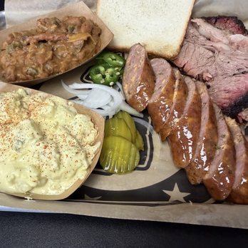Driftwood BBQ - Barbeque Near Me - Santa Fe, Texas