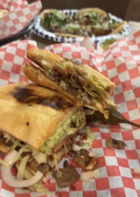 EL PATRON TAQUERIA by null