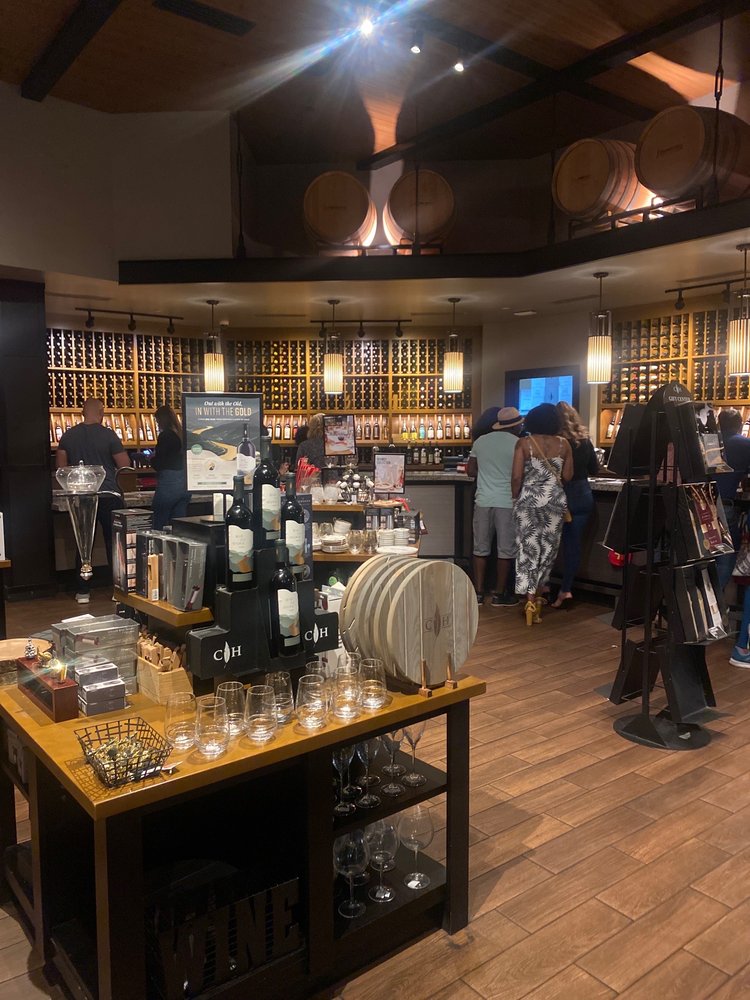 Cooper's Hawk Winery & Restaurant