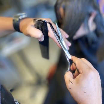 Rocco - Rocco cuts - Hair Stylists Near Me - Los Angeles, California
