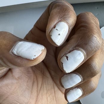 EMCHI Nail Salon - 2 Days after manicure. No dishwashing, cleaning, or typing. Both hands look like a 2 week old mani. - Nail Salons Near Me - Glassboro, New Jersey EMCHI Nail Salon - 2 Days after manicure. No dishwashing, cleaning, or typing. Both hands look like a 2 week old mani. - Nail Salons Near Me - Glassboro, New Jersey
