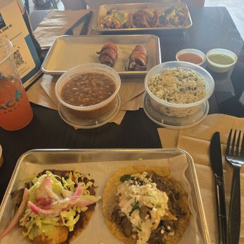 Taco Lamas - Mexican Near Me - Hoffman Estates, Illinois