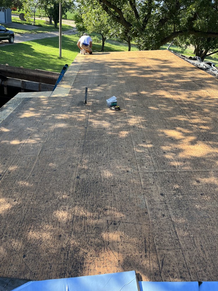 Slide of Flanary Roofing