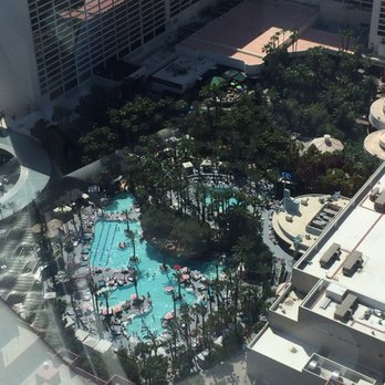 The High Roller - View from above - Amusement Parks Near Me - Las Vegas, Nevada