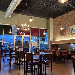 Burger Me! - Seating/restaurant area