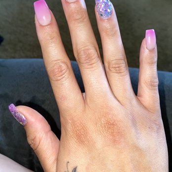 Camarillo Nails and Spa - Nail Salons Near Me - Camarillo, California Camarillo Nails and Spa - Nail Salons Near Me - Camarillo, California