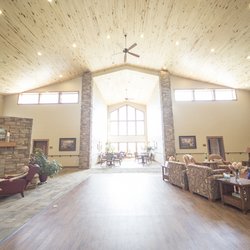 L B Homes - Great Room at Woodland Lodge